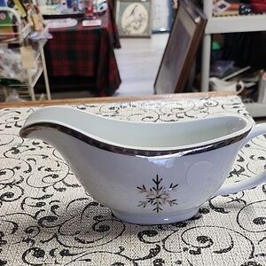 2010 Holiday White Gravy Boat with Silver Snowflake Design